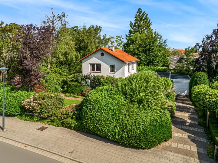 Photo of property Emmalaan 30, Hoorn