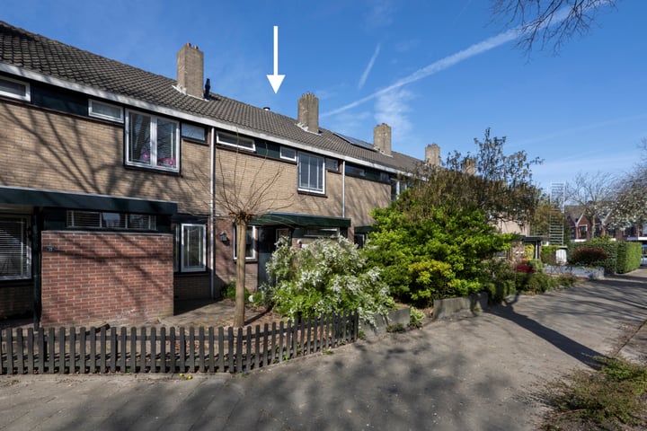 Photo of property Emmaplein 17, Rozenburg