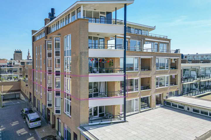 Emmaplein 20B in Katwijk