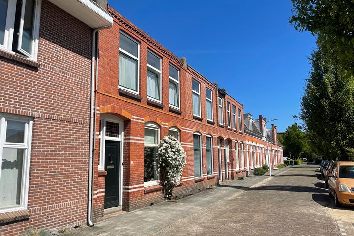 Emmastraat 19 in Sneek