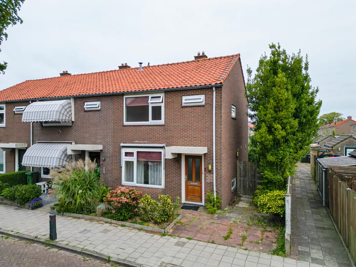 Emmastraat 2 in Voorhout foto