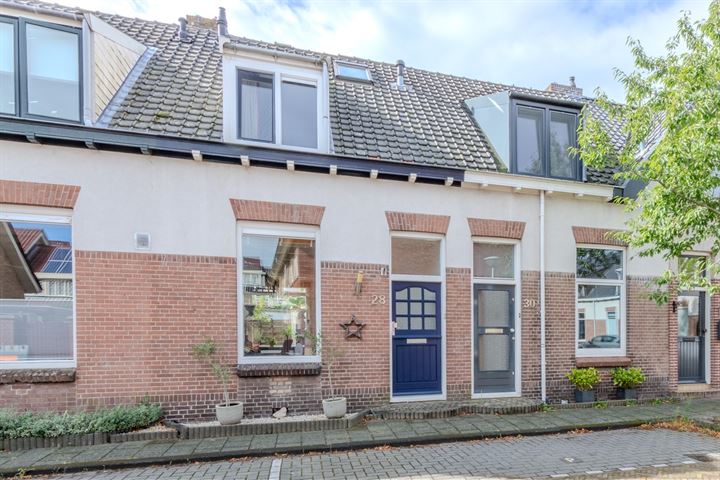 Emmastraat 28 in Sliedrecht