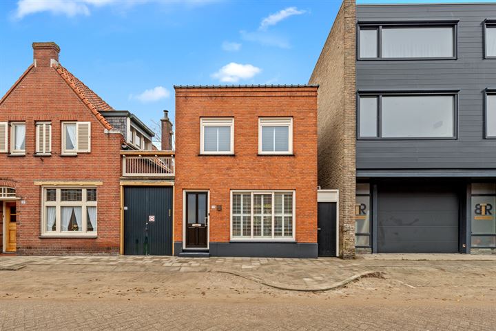 Emmastraat 33 in Roosendaal