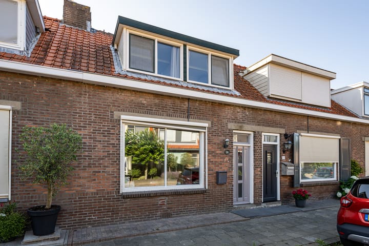 Emmastraat 34 in Oude-Tonge