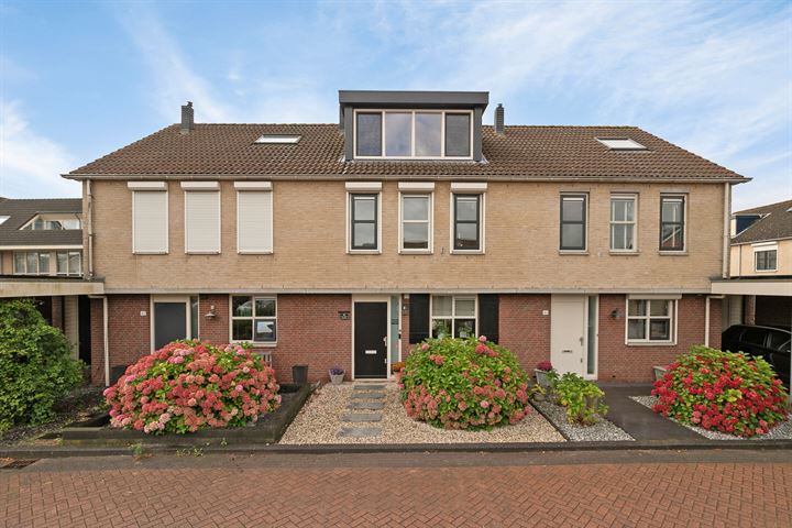 Emmastraat 44 in Heinenoord