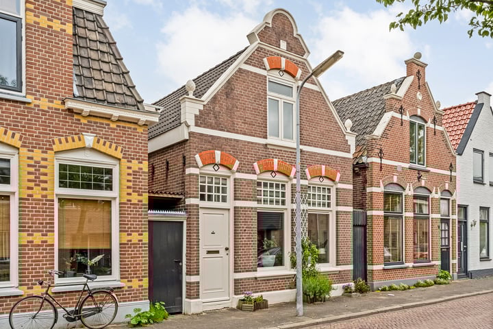 Emmastraat 49 in Meppel