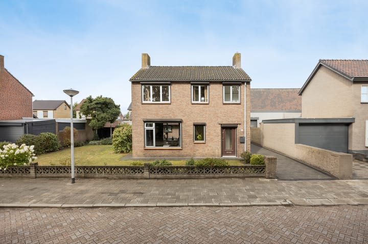 Emmastraat 51 in St. Willebrord