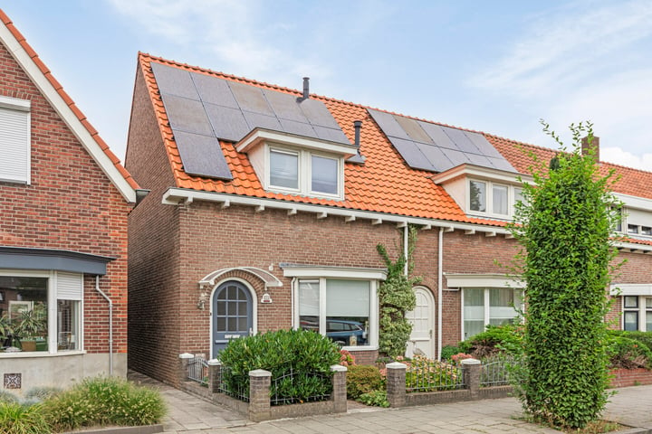 Emmastraat 9 in Steenbergen