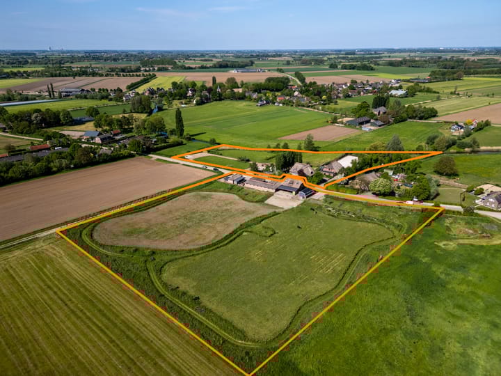 Photo of property Eng 12, Uitwijk