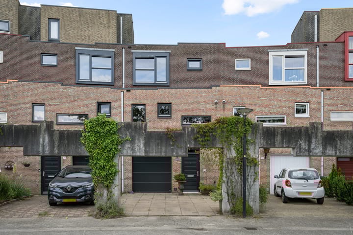 Engelsche Boomgaert 73 in Vlaardingen