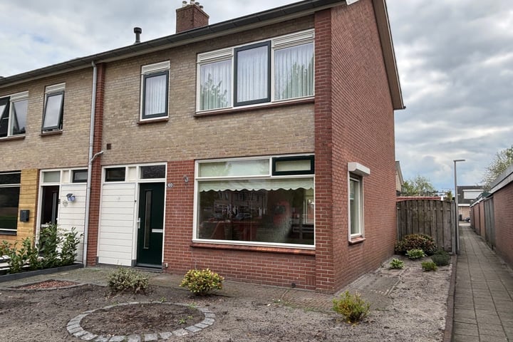 Engelsstraat 103 in Vriezenveen