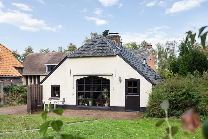 Photo of property Enkstraat 118, Raalte