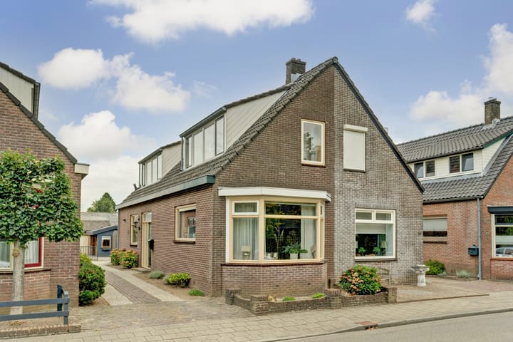 Enkweg 22 in Dieren Foto