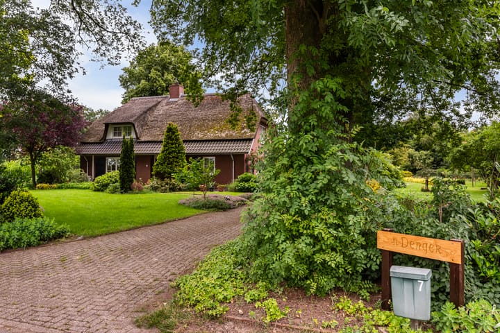 Photo of property Ensinkgoorsdijk 7, Markelo