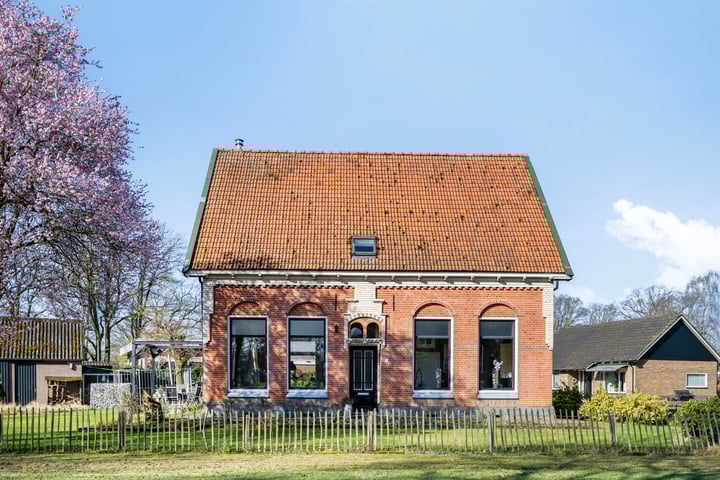 Photo of property Enterweg 9, Markelo