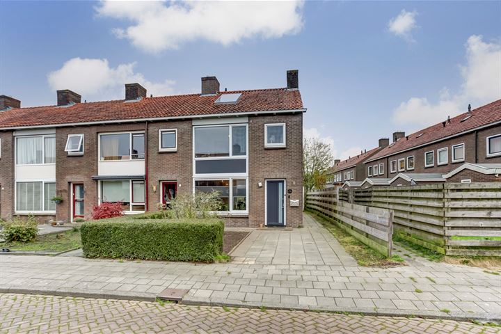 Epkemastraat 1 in Bolsward