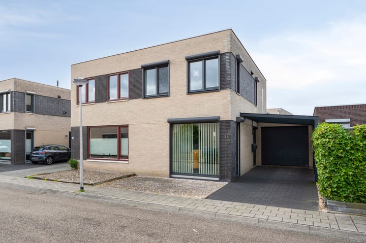 Erasmusstraat 25 in Sittard