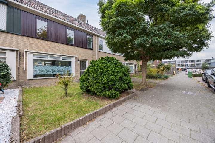 Erasmusweg 49 in Breda