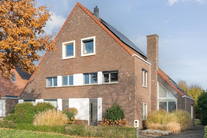 Photo of property Ereprijs 21, Meppel