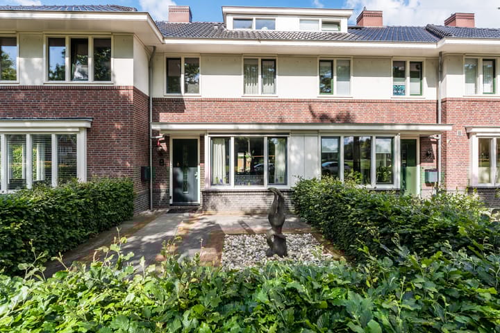 Ereprijslaan 10 in Beilen