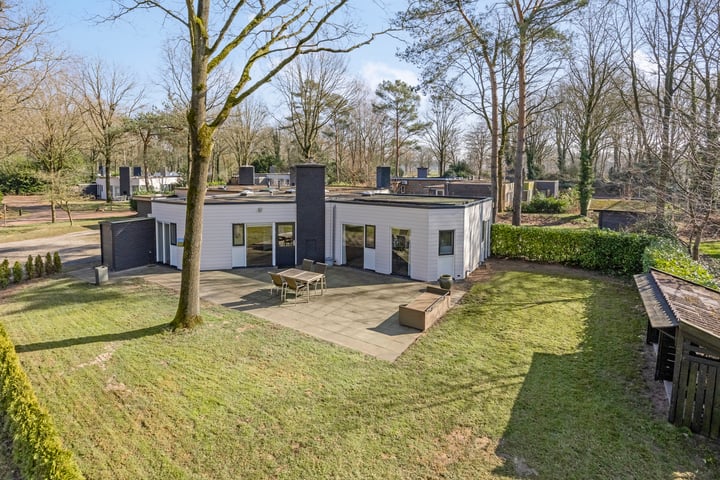 Photo of property Ermerzand 34, Erm