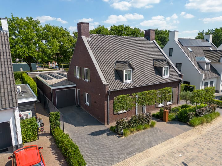 Photo of property Ermgardhoek 13, Helmond