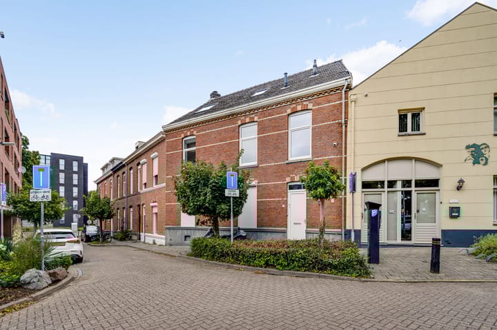 Ernst Casimirstraat 7A in Roermond