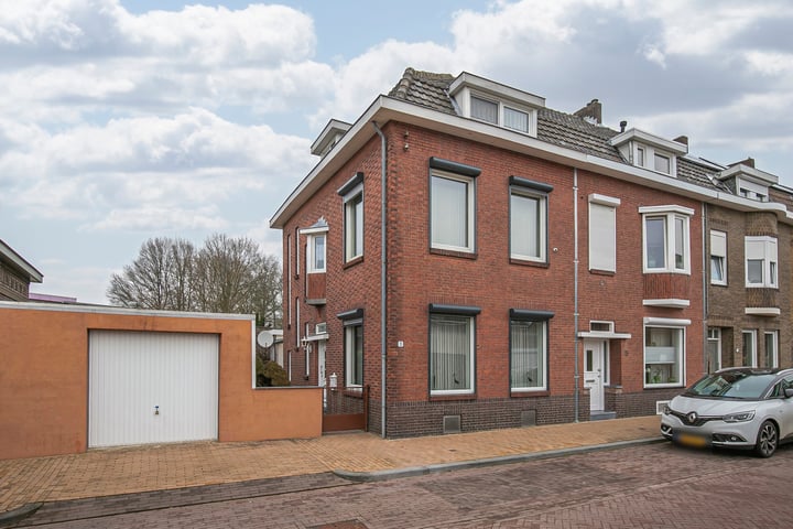Erpostraat 3 in Kerkrade photo