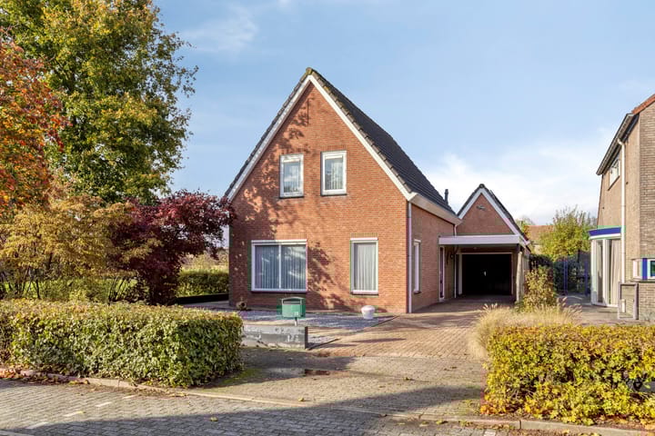 Esdoorn 29 in Oost West en Middelbeers