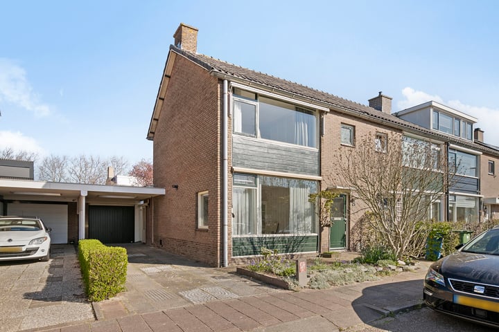 Photo of property Esdoornlaan 28, Harmelen