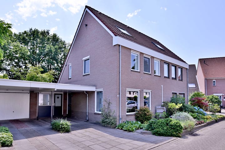 Foto van woning Esdoornlaan 28, Deventer