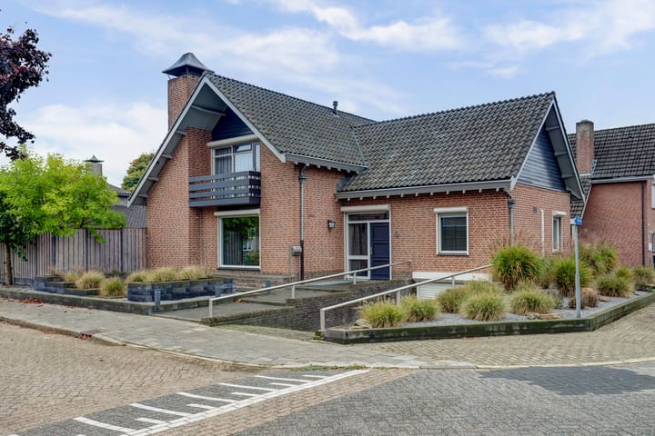 Esdoornlaan 9 in Langenboom
