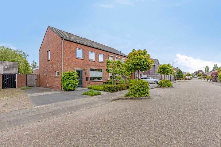 Esdoornstraat 13 in Zundert