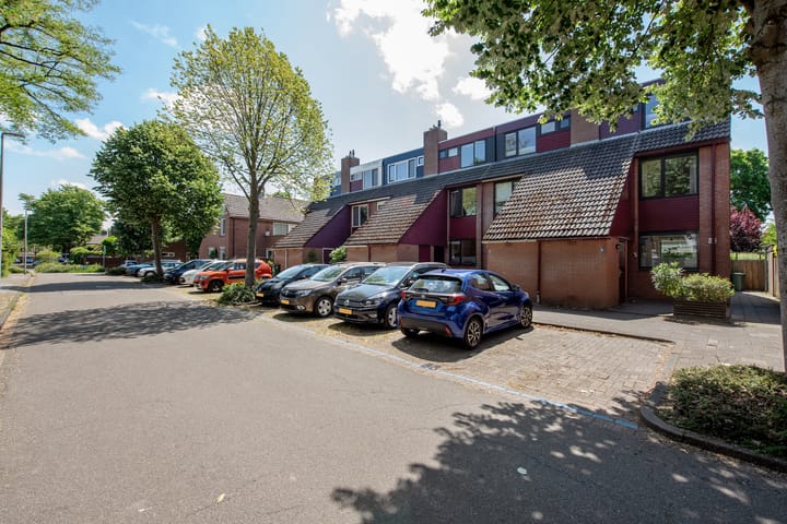Esmoreitschouw 5 in Zoetermeer