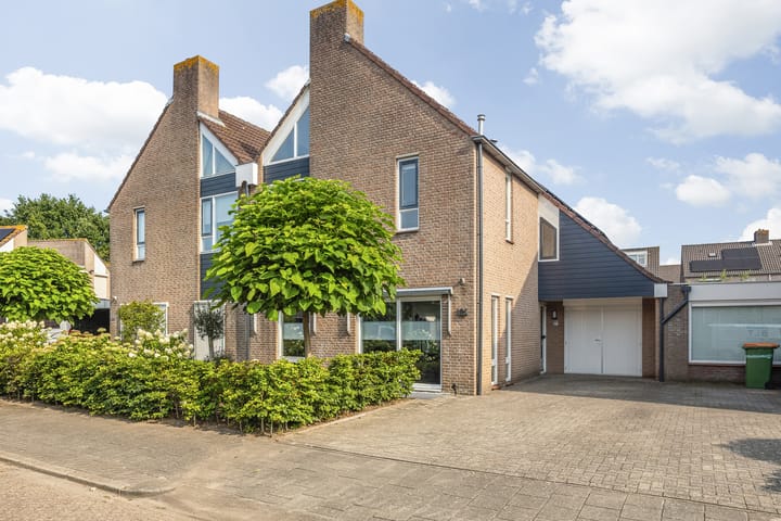 Espakker 124 in Teteringen