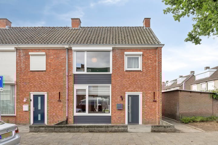 Essehoutstraat 14 in Helmond