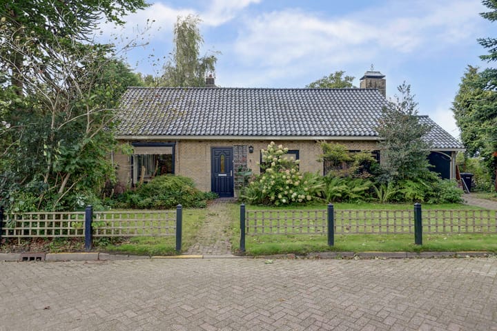Photo de la maison Essenlaan 1, Abbekerk