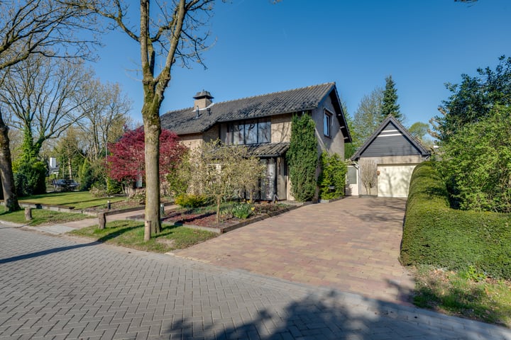 Photo of property Essenlaan 4, Udenhout