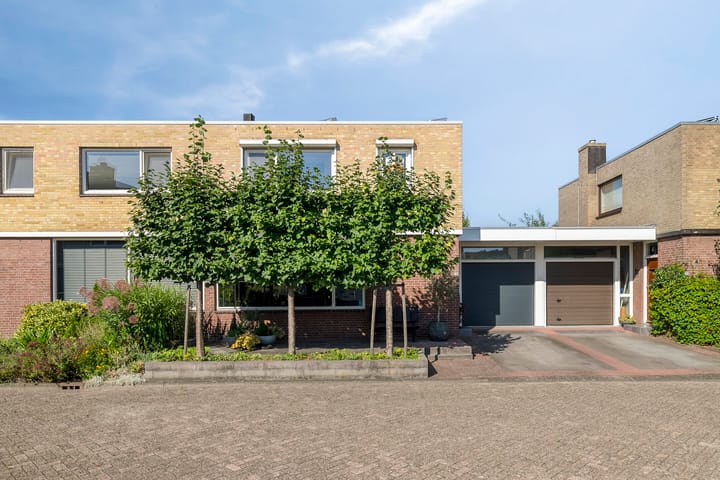 Essenstraat 50 in Spijkenisse