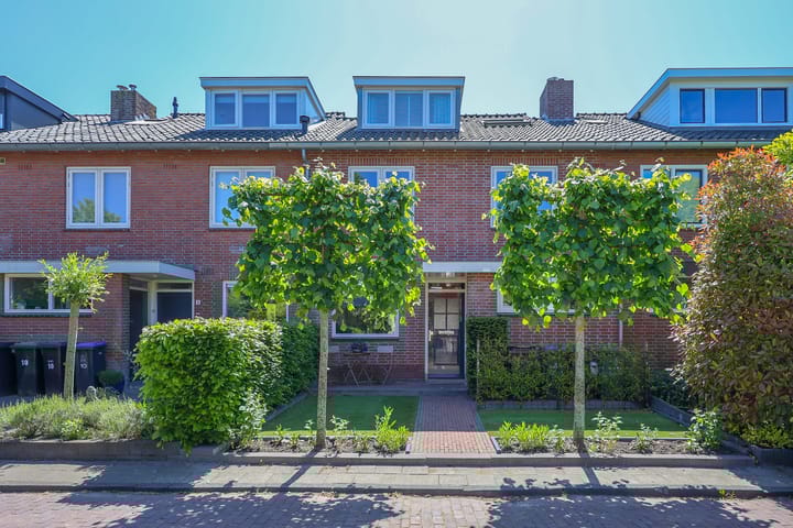 Esther de Boer-Van Rijklaan 8 in Bussum