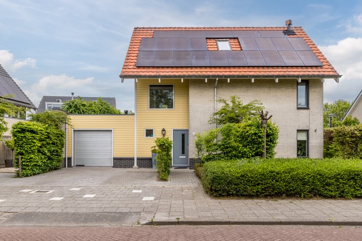 Photo of property Esther de Boer van Rijkpark 3, Heerhugowaard
