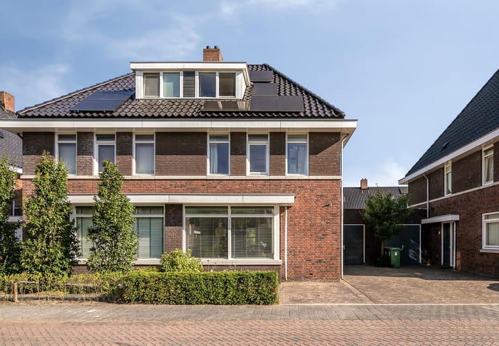 Photo of property Etudestraat 6, Rosmalen