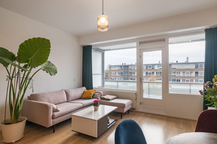 Europaplein 88 in Heemskerk