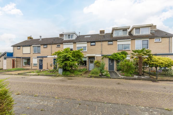Europastraat 36 in Dinteloord foto
