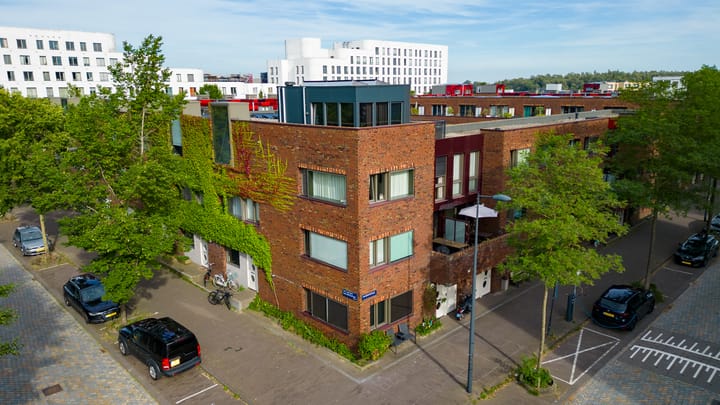 Eva Besnyöstraat 575 in Amsterdam