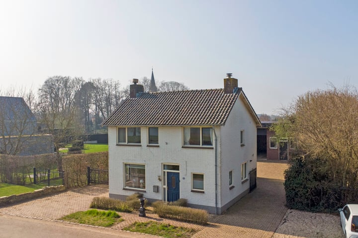Photo of property Everdineweerd 25, Katwijk NB