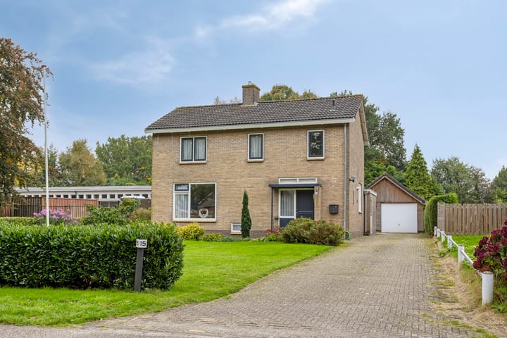 Evertswijk 15 in Zevenhuizen