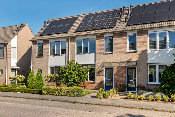 Photo of property F.J. Ebbensstraat 75, Tiel