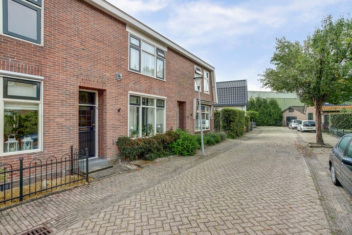Foto von Haus Fabrieksstraat 75, Warmenhuizen