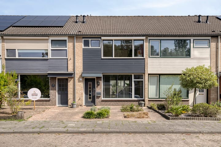 Fagotstraat 17 in Helmond foto